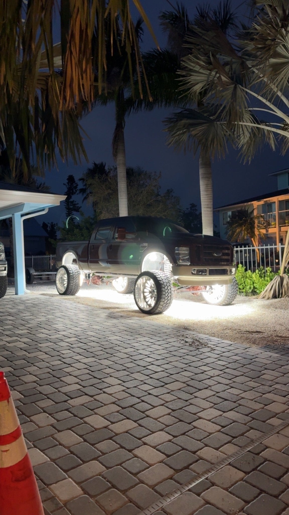 rocklights - 302Leds wheellights trucklights